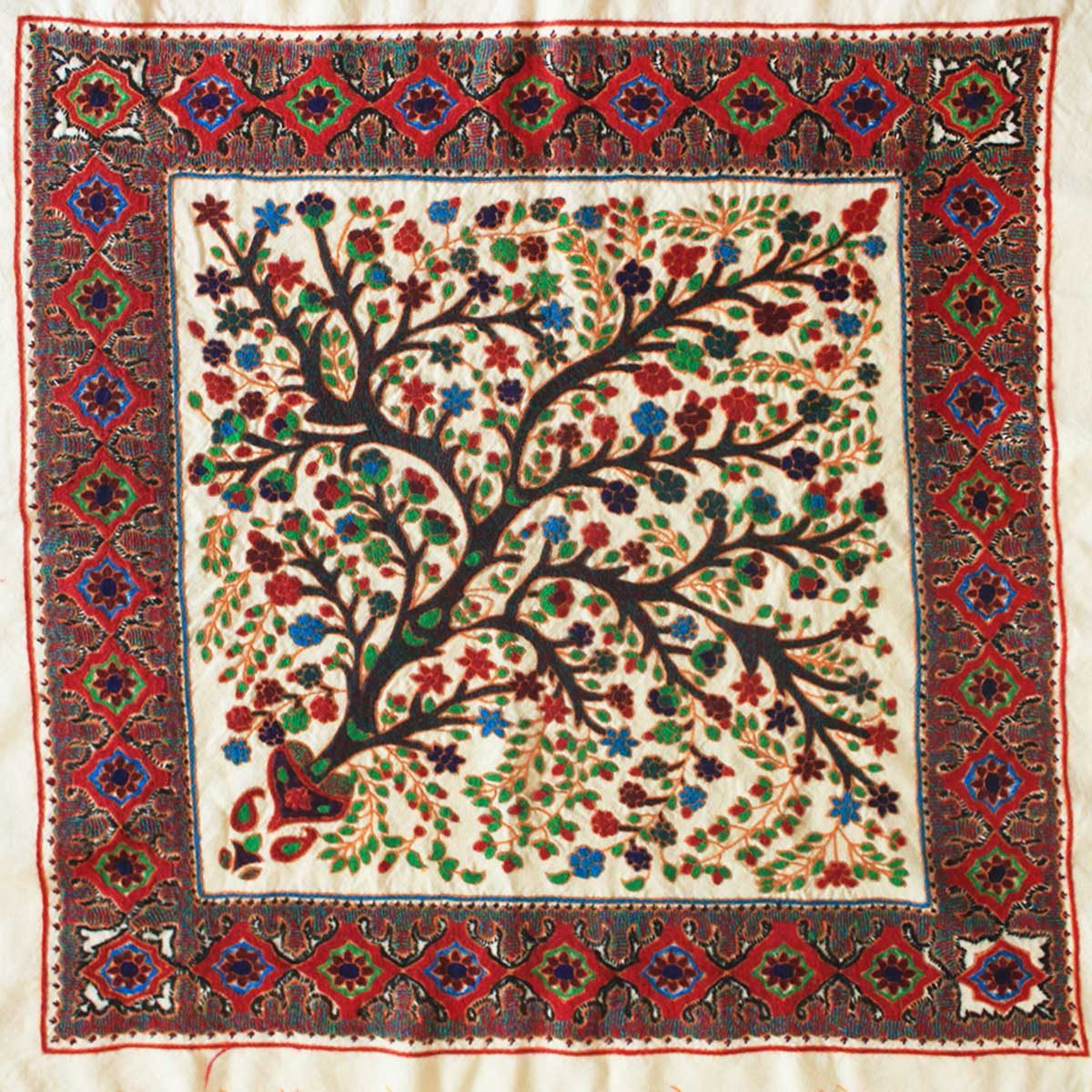 FarWayArt Persian Suzani called Pateh.