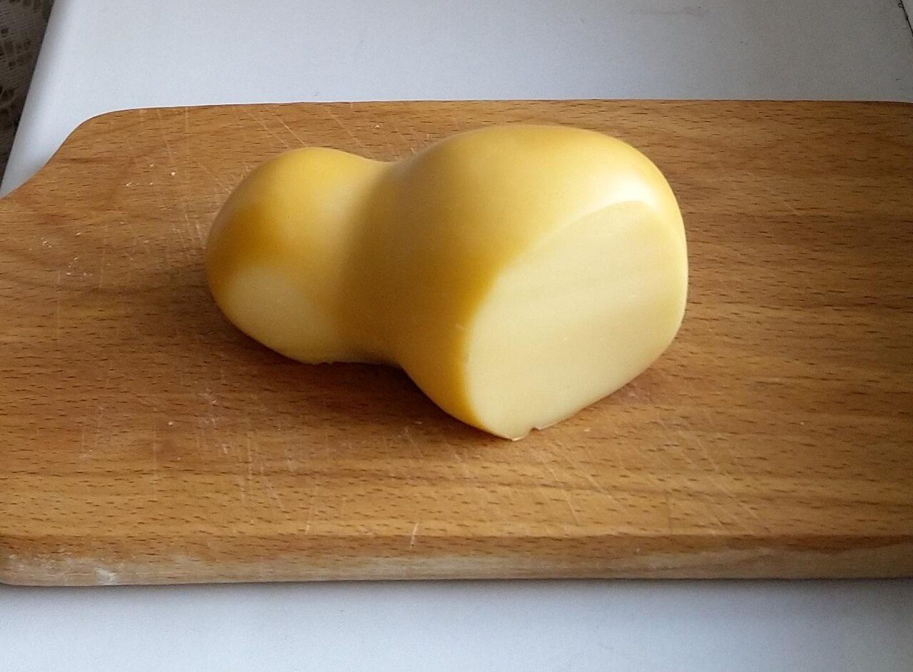 Scamorza affumicata sicilia