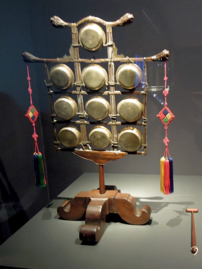 Korean instrument ulla.