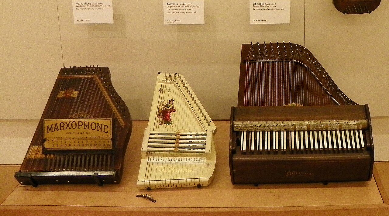 Photograph of musical instrument(s) taken at the Musical Instrument Museum (Phoenix) on 2011-04-26.