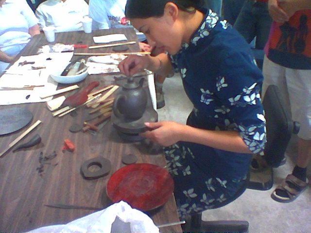 making a traditional yixing teapot