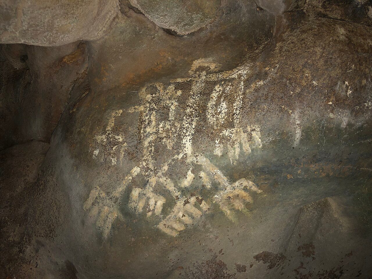 Pictograph from Gadao's cave thought to depict the legendary Chiefs Gadao and Malaguaña.