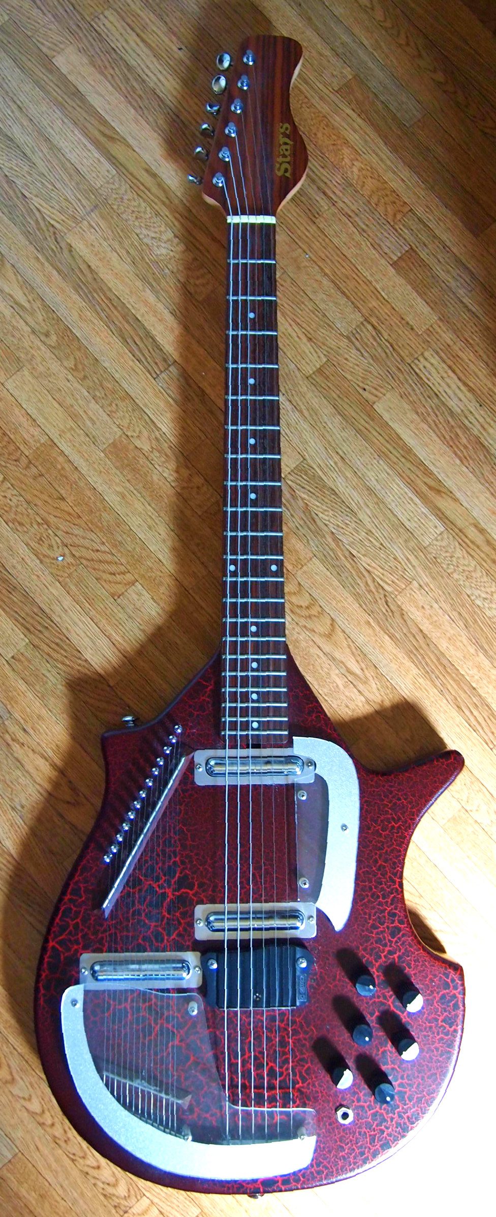 ブログ【ギター】スターズ エレキシタール レッド(Star’s Electric Sitar RD)持ってるんだよ