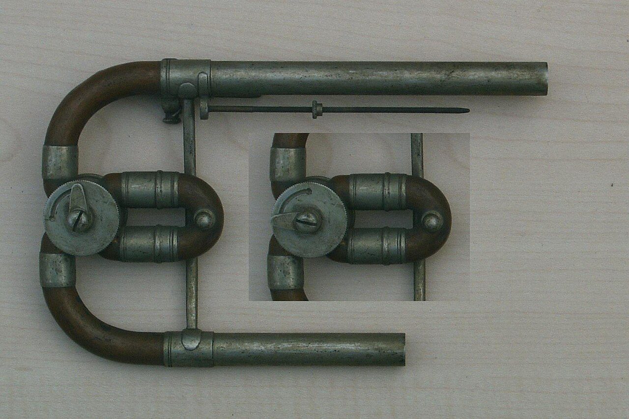 Stellventil eines Trompetenstimmbogens in beiden Stellungen