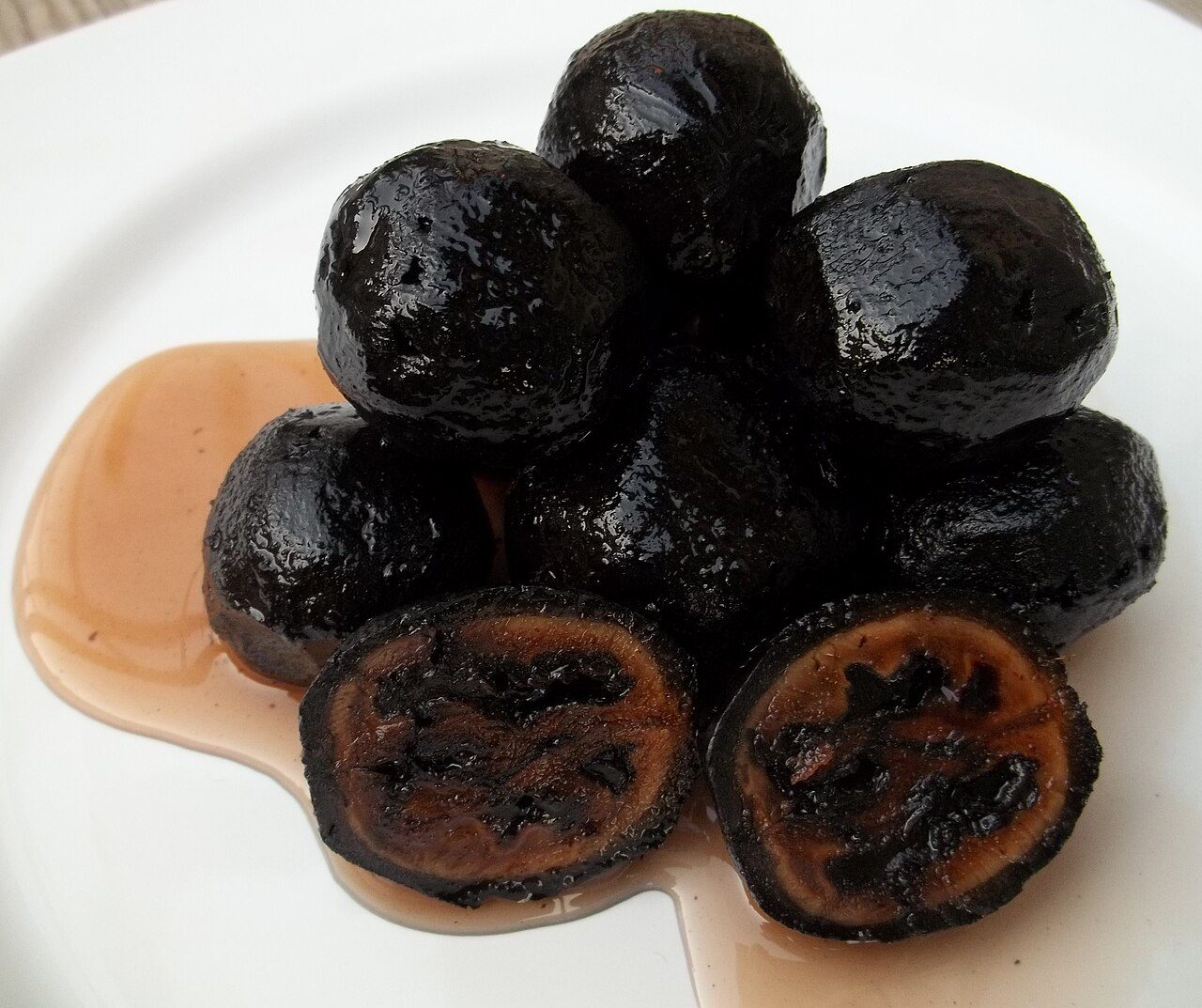 Мurabba made of walnuts. Common in Caucasian cuisine .