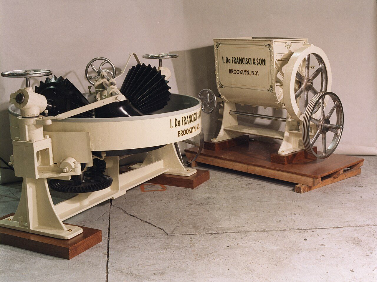 Antique I. DeFrancisci & Son gramola dough kneader and mixer. I. DeFrancisci & Son, a pasta machine manufacturer located at 219 Morgan Avenue in Brooklyn, New York, originally built these machines in the late 1910s and DEMACO in Melbourne, Florida rebuilt them in 1998. They were…