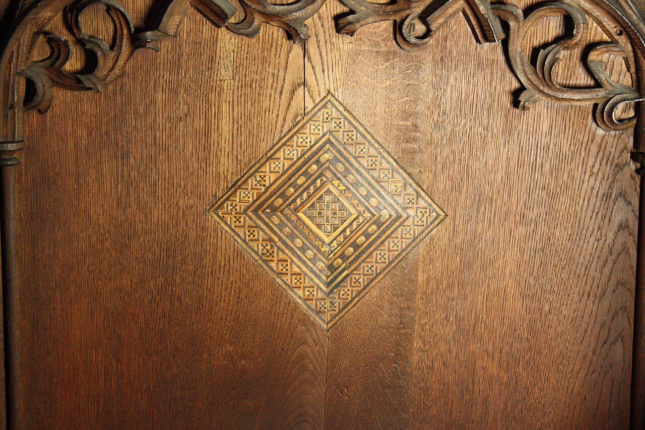Intasien des Chorgestühls in der St. Martins Kirche zu Memmingen. Erbaut von 1501-1507.