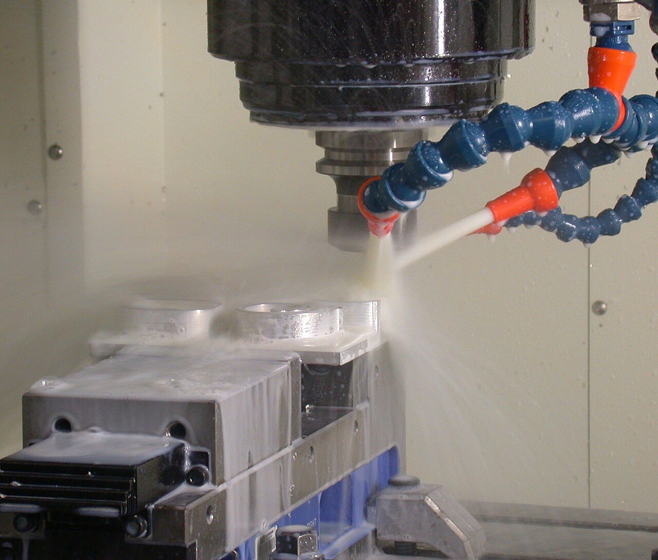 Milling machine