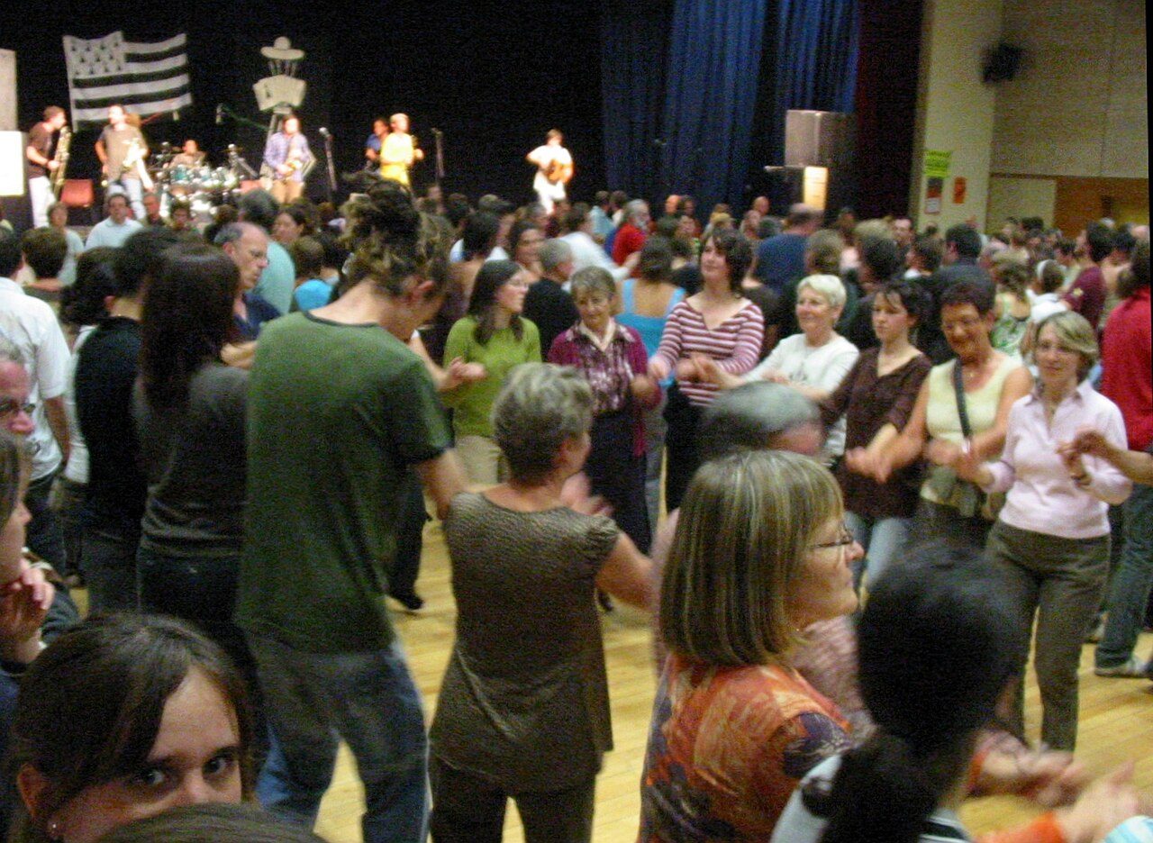 Fest noz at the Mill Góll Festival in Pays Gallo 2007