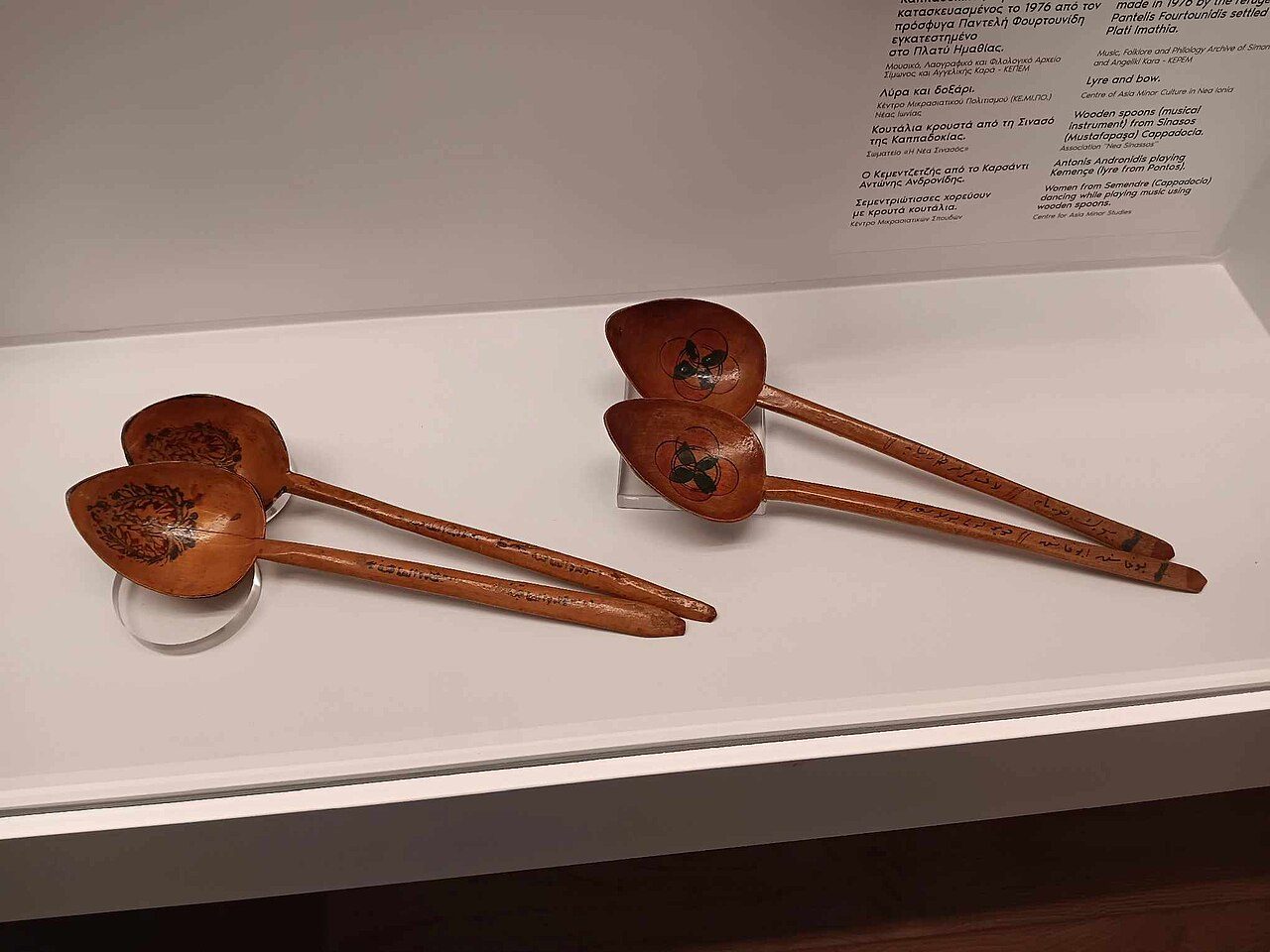 Cappadocian Greek musical spoons from Sinasos, Nea Sinasos Cultural Association. From Great... to Modern Greece (Part II): The Refugees Exhibition, National Historical Museum of Athens.