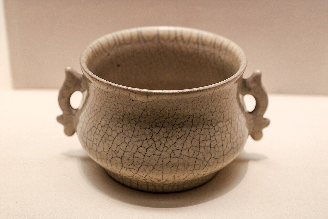 Porcelain Incense Burner with Fish-shaped Handles, Ge Ware, National Museum of China