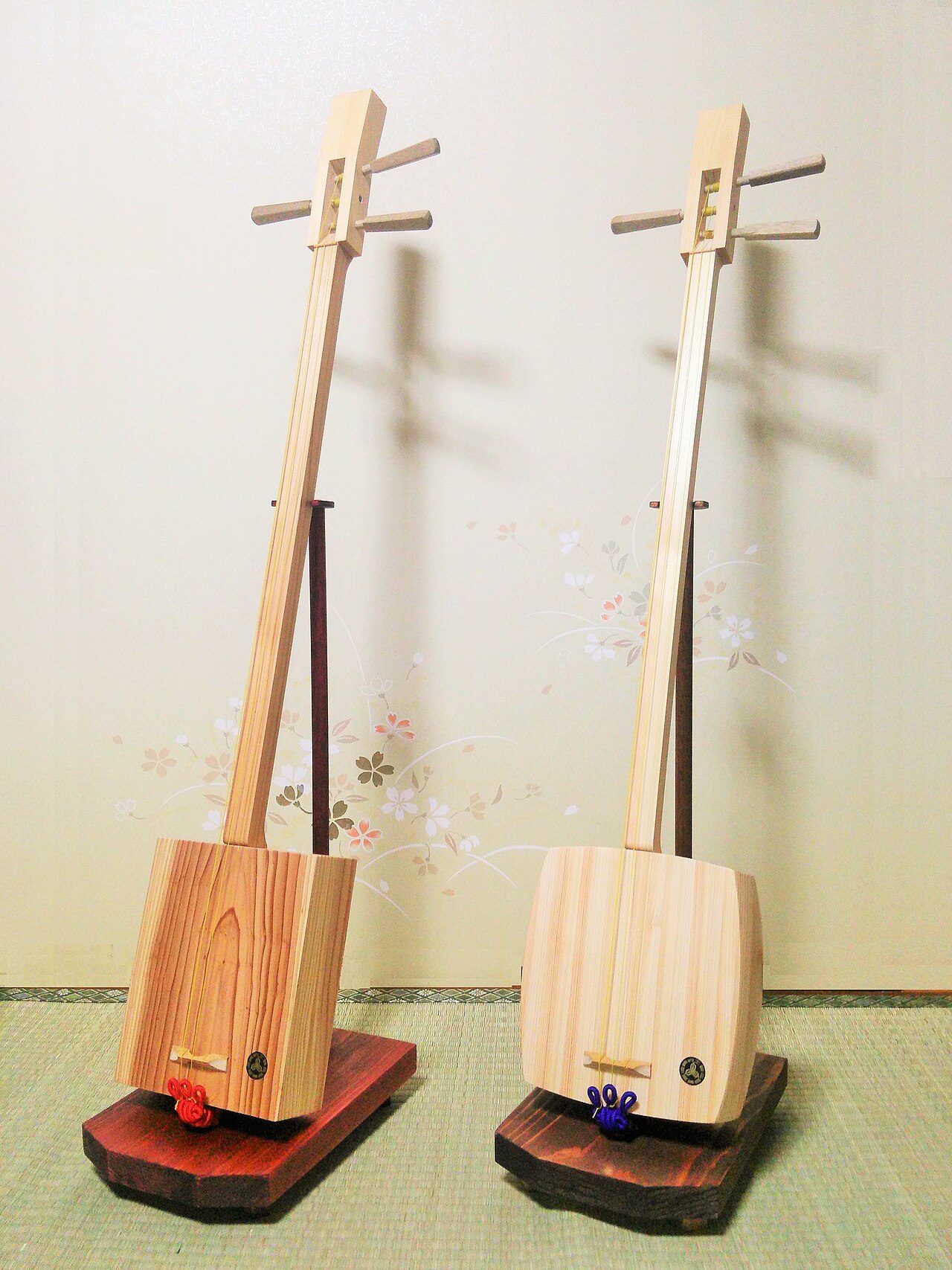 ゴッタンは角形と丸形とある。写真は宮崎県伝統工芸士 黒木利美氏の規格で作られた上牧正輝氏の作品