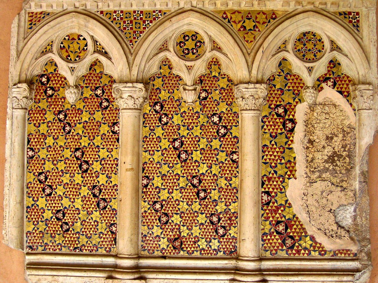 Cosmatesque screen, Basilica di San Giovanni in Laterano , Rome .
