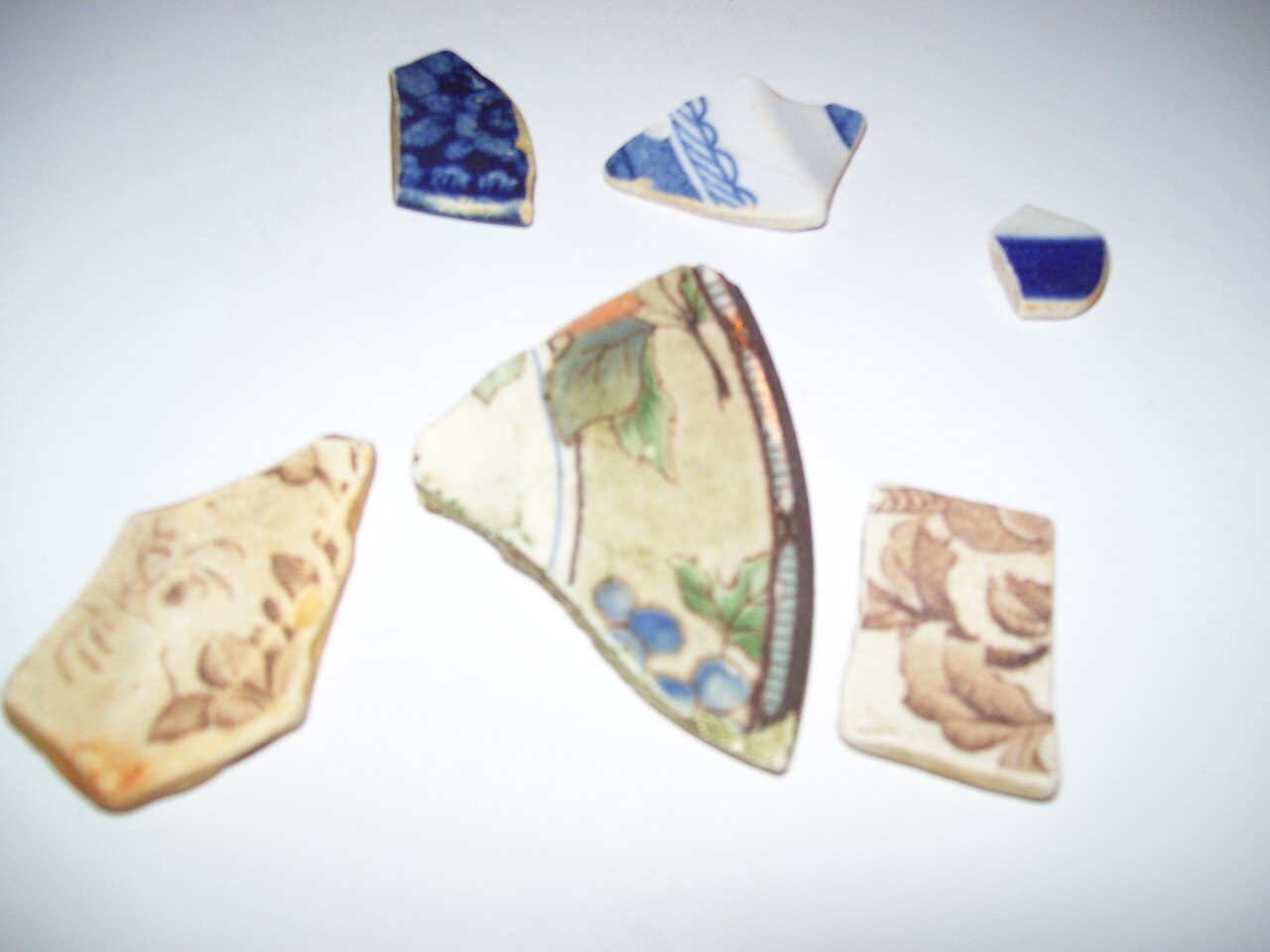 This is my 2009 photo of sea pottery.