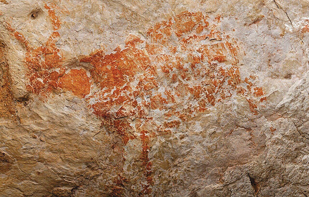 Representation of a wild bovid, the Banteng, made in ochre, discovered in the Lubang Jeriji Saléh cave, East Kalimantan, Borneo, Indonesia, dated to 40 ka. Discovered in 1997 by Kalimanthrope (Pindi Setiawan, Luc-Henri Fage and Jean-Michel Chazine), it was dated to -40,000 BP in…