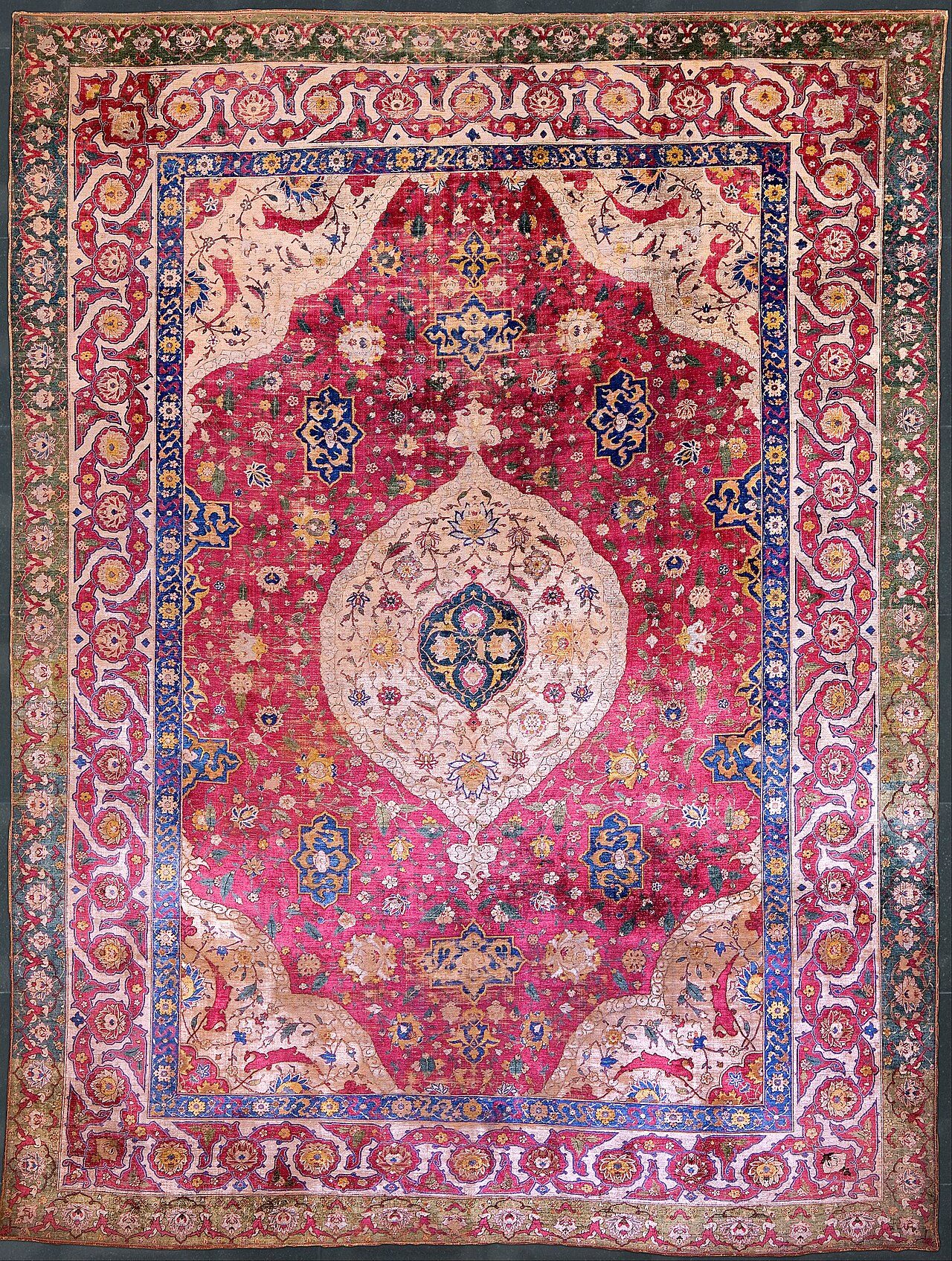 The Rothschild Small Silk Medallion Carpet title QS:P1476,en:"The Rothschild Small Silk Medallion Carpet" label QS:Len,"The Rothschild Small Silk Medallion Carpet"
