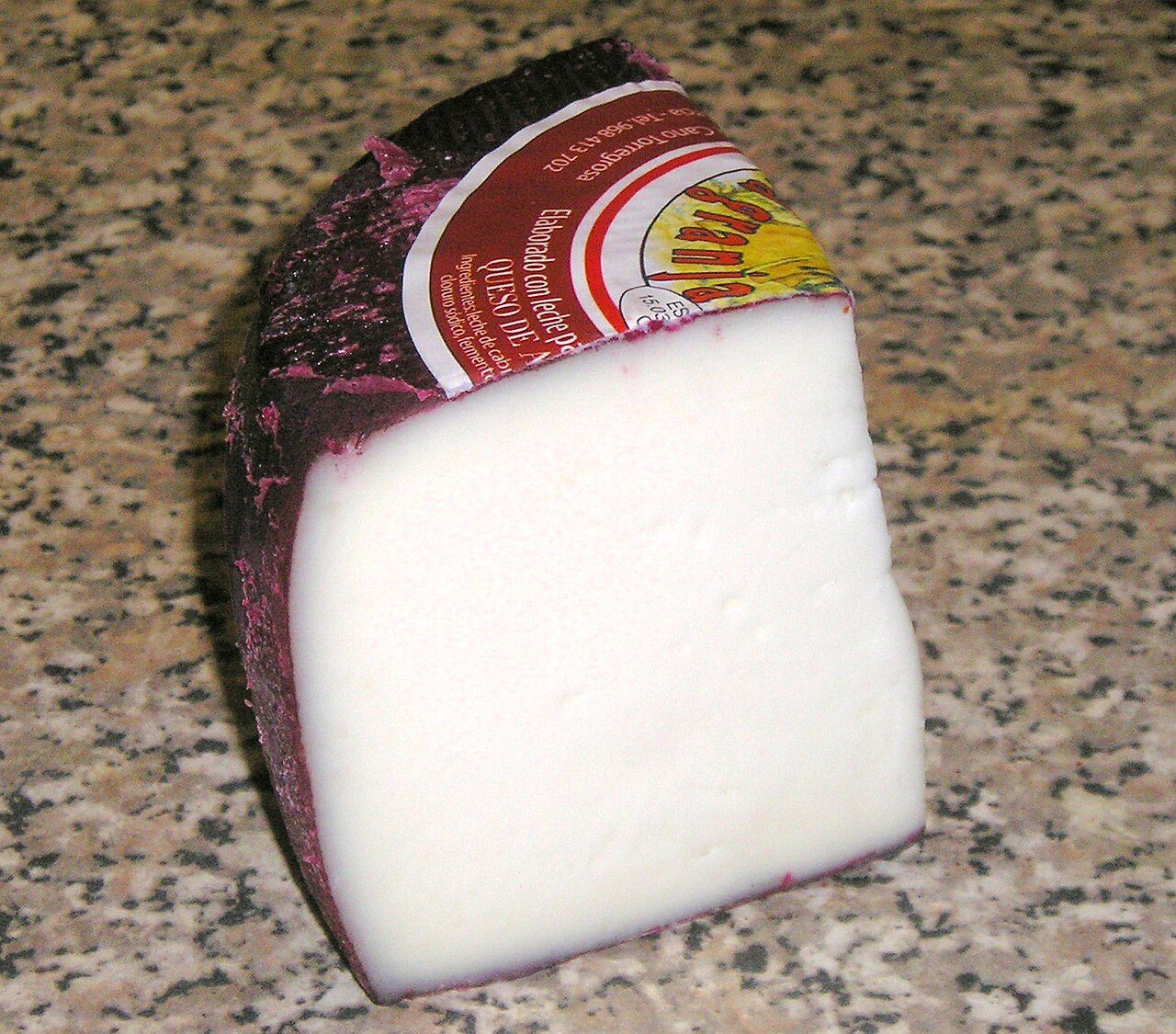 Murcian wine cheese