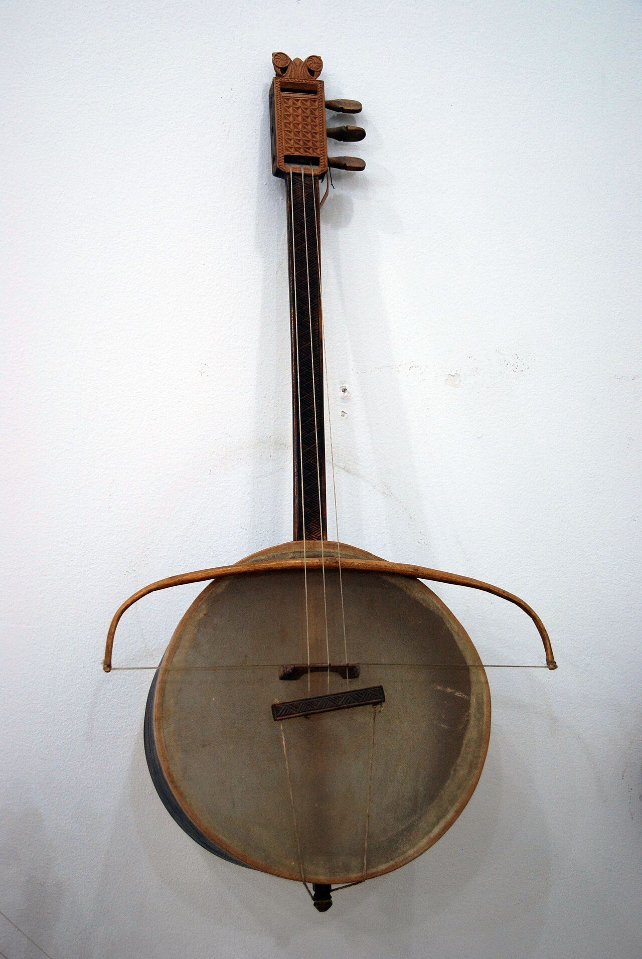 Chuniri, State Museum of Georgian Folk Songs and Musical Instruments, Tbilisi
